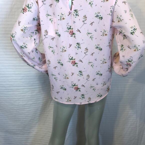Shades of Blonde Long sleeve Floral Top Size XS - Picture 8 of 10